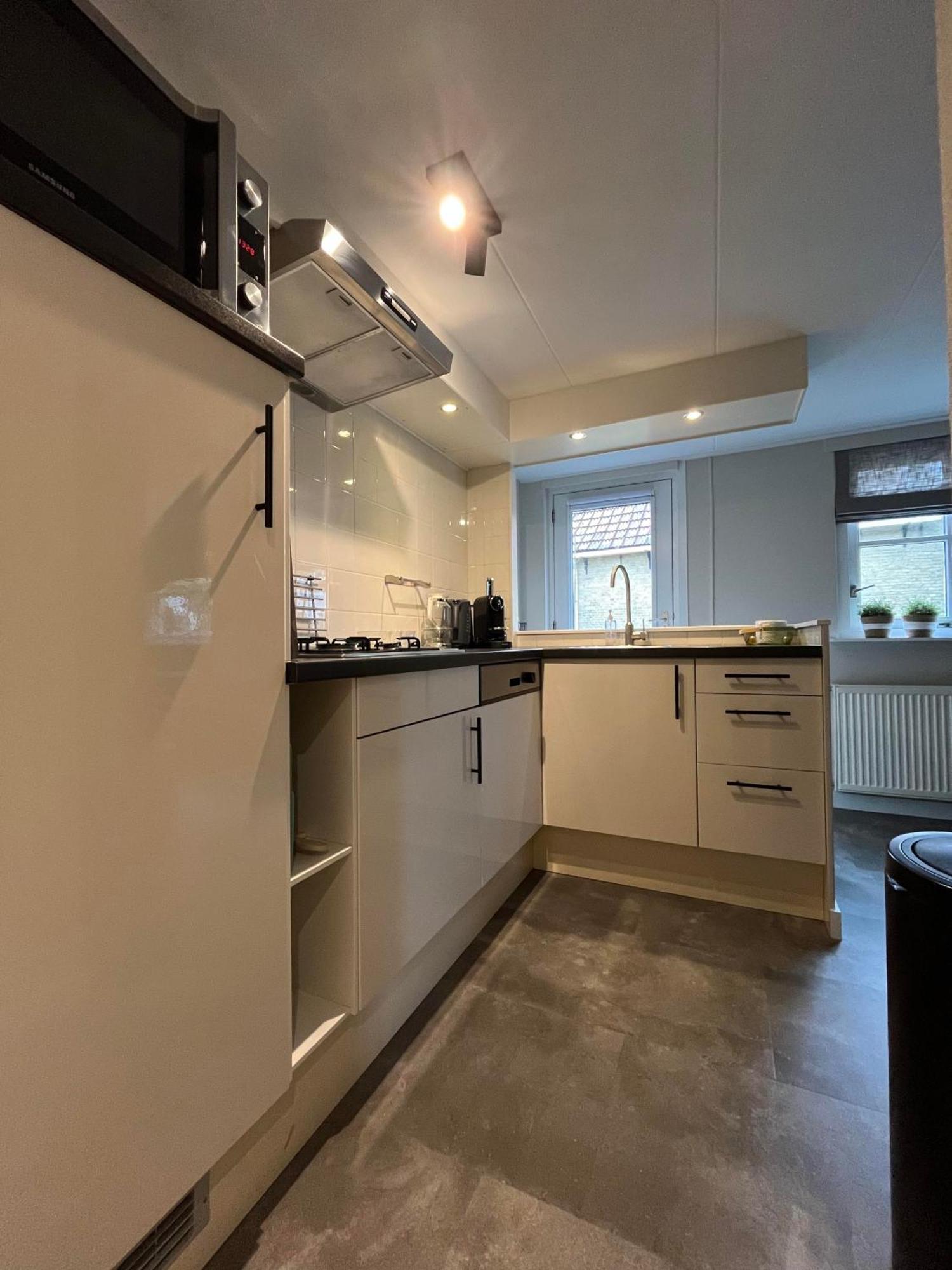 It Gasthus Apartment Baaiduinen Екстериор снимка