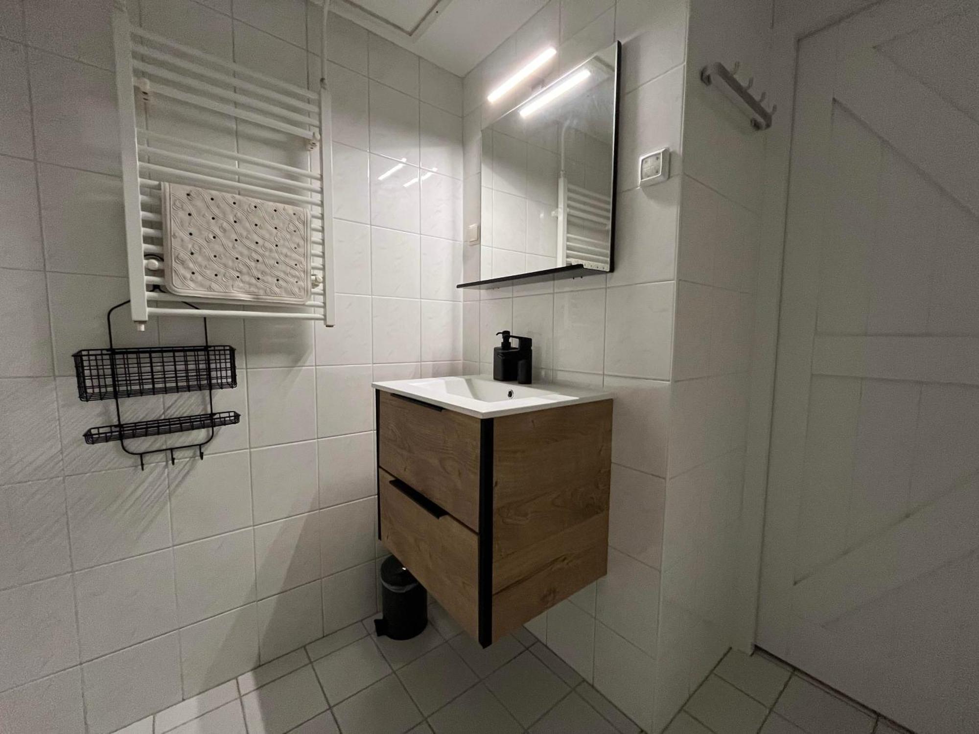 It Gasthus Apartment Baaiduinen Екстериор снимка